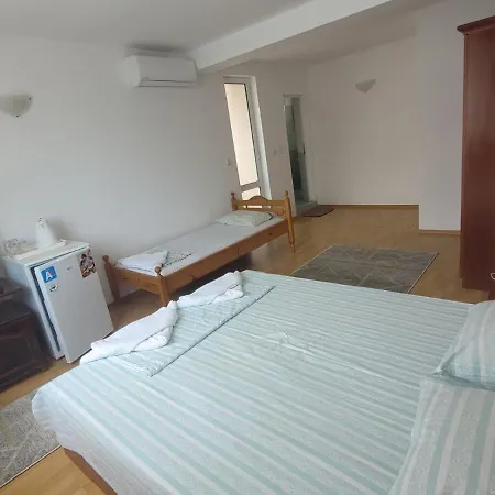 къща ели - Guest house